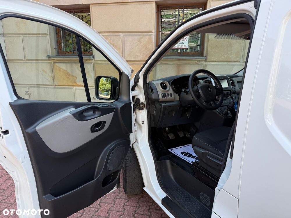Renault Trafic - 38
