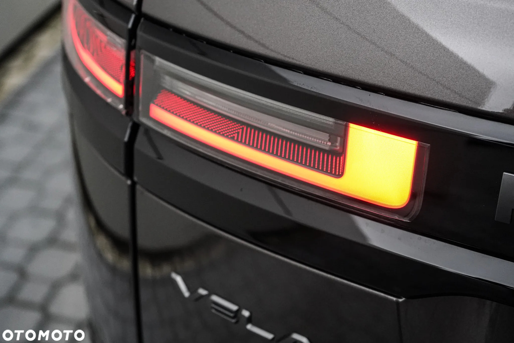 Land Rover Range Rover Velar D200 Dynamic SE - 10