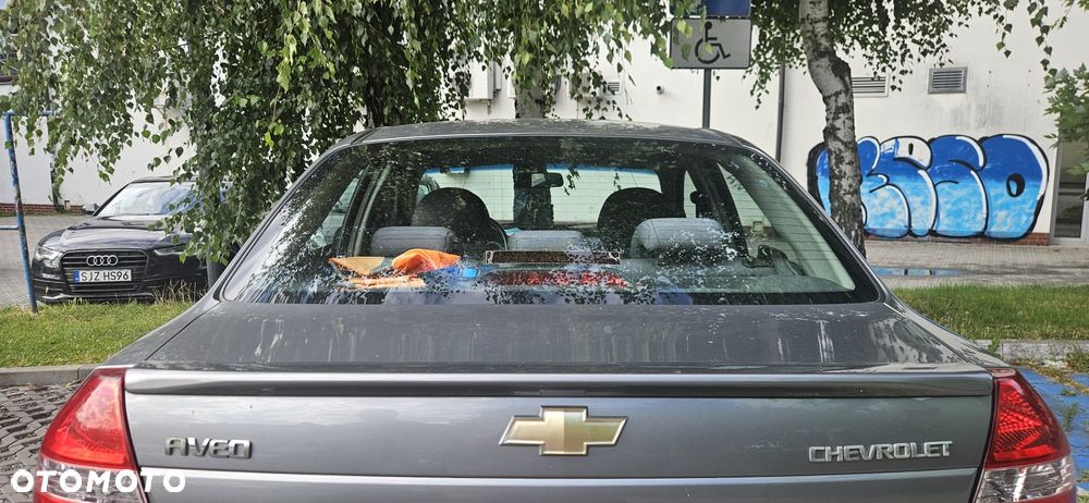 Chevrolet Aveo 1.2 16V LS - 2