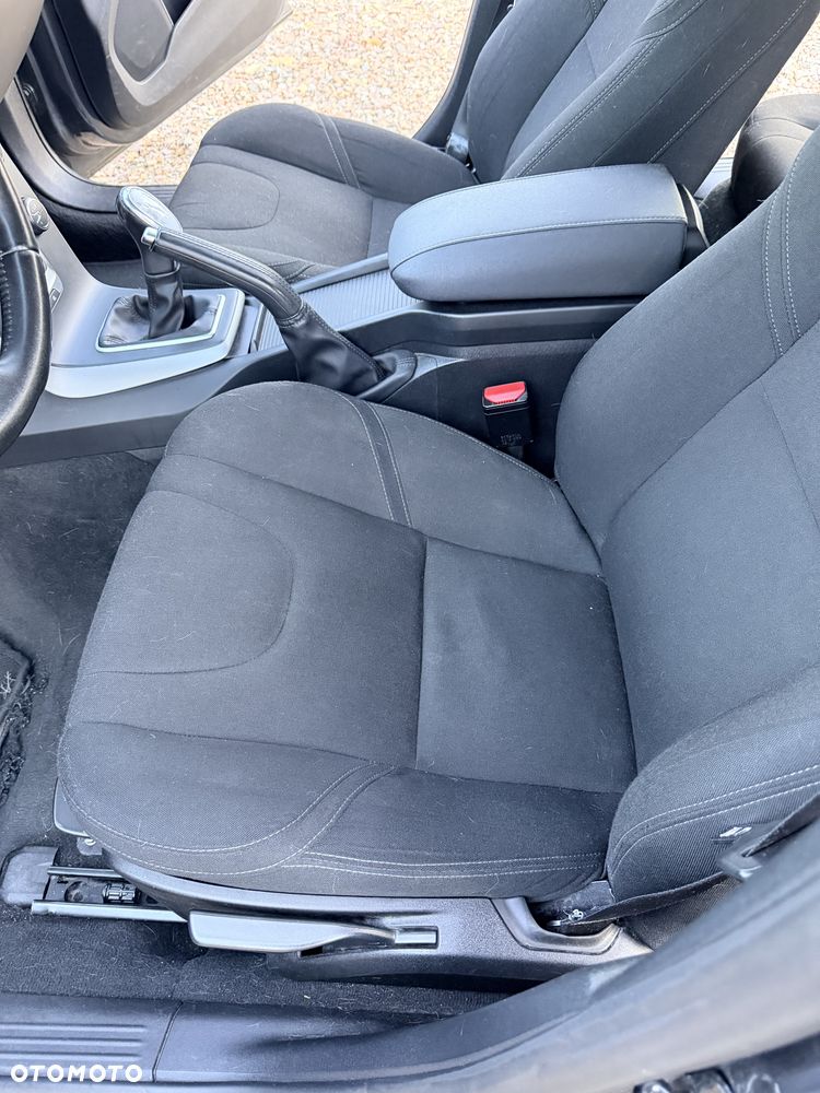 Volvo V40 D2 Kinetic - 22