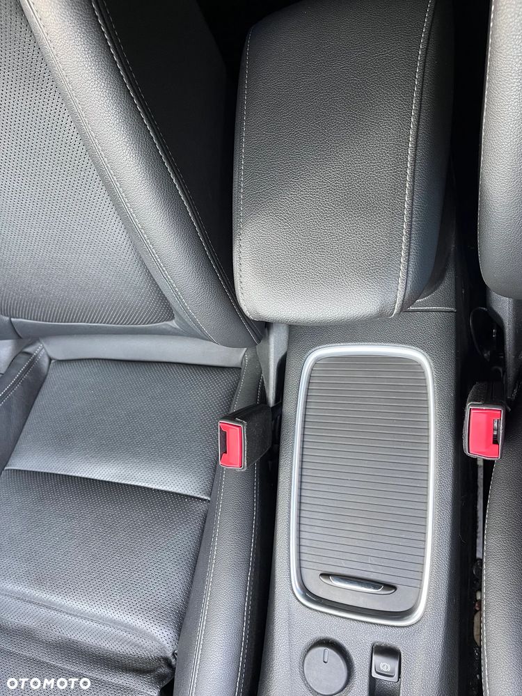 Opel Astra 1.6 CDTI Elite - 29