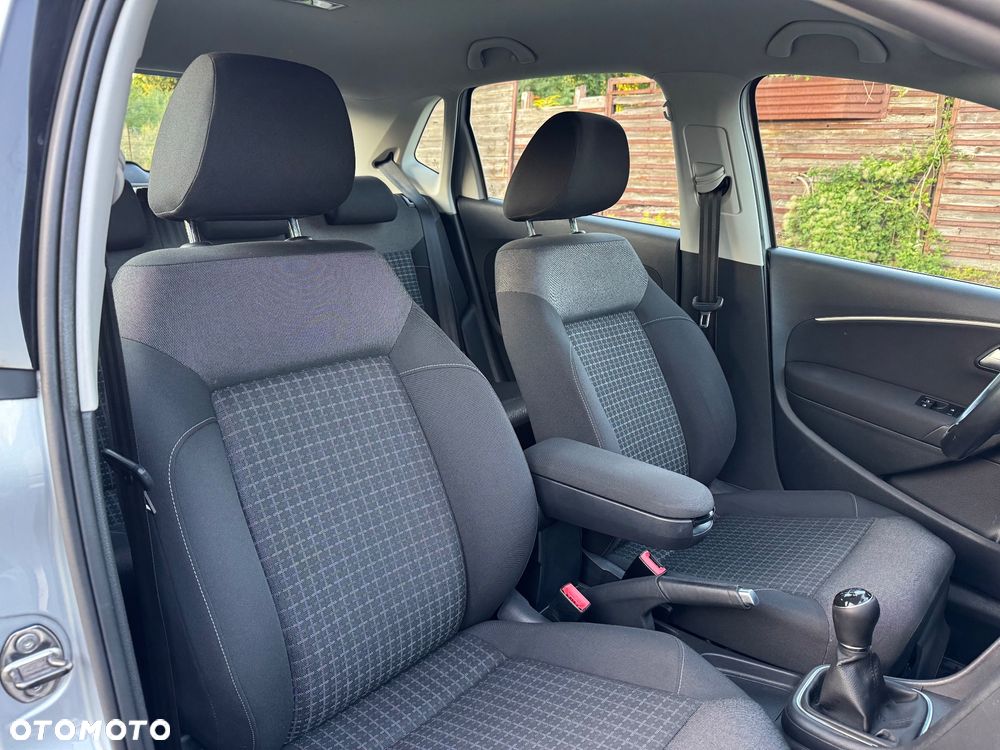 Volkswagen Polo - 28