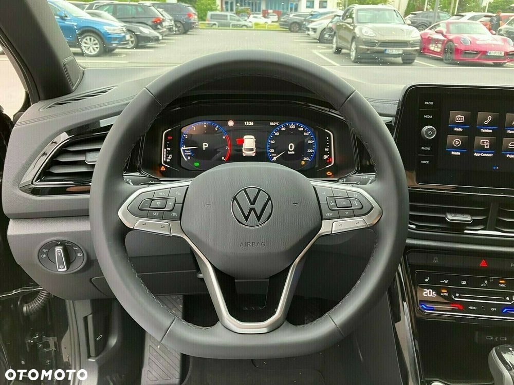 Volkswagen T-Roc - 12