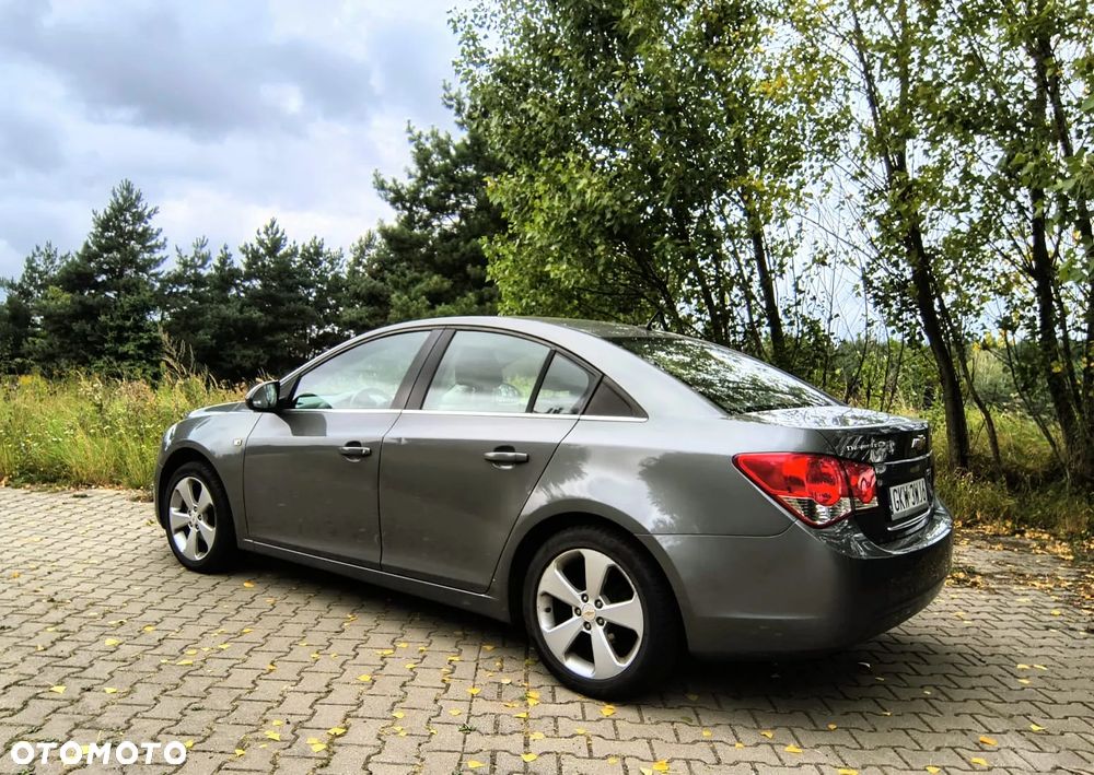 Chevrolet Cruze 1.8 LT - 5