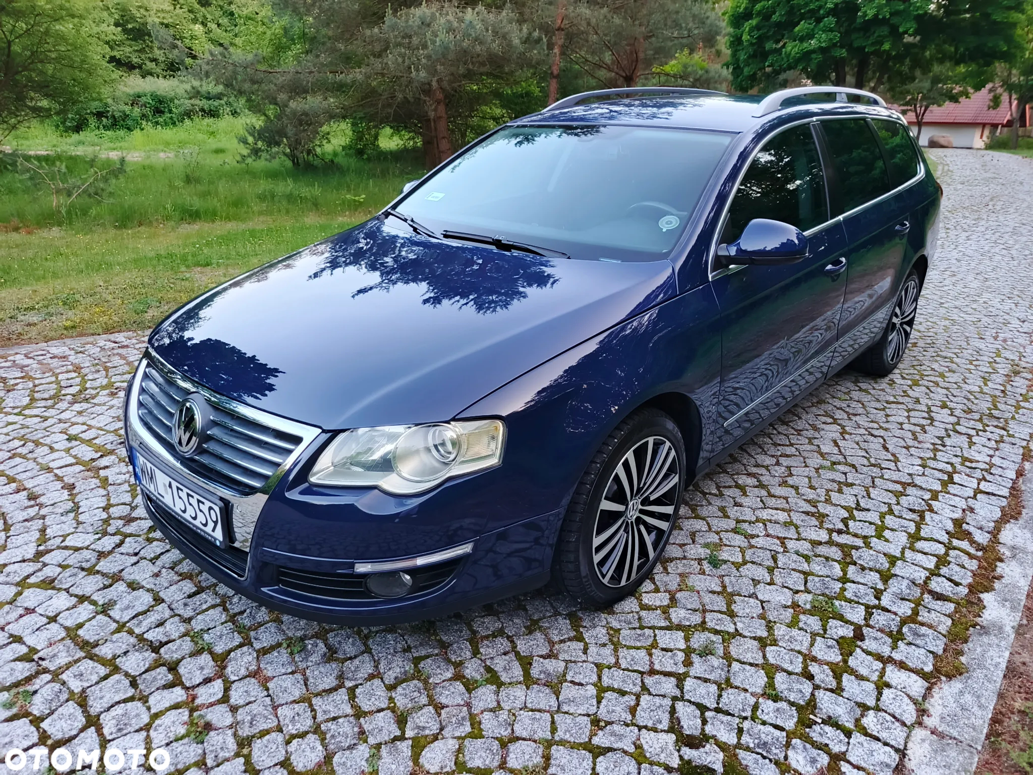 Volkswagen Passat 2.0 TDI DPF Highline - 28