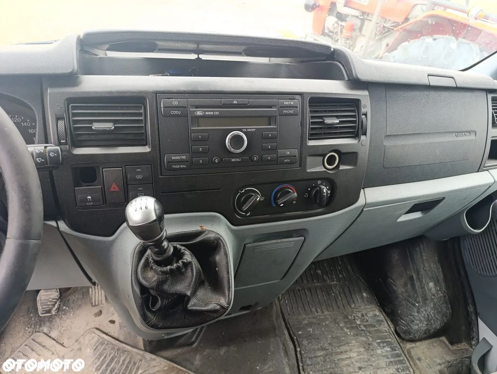 Ford Transit - 16