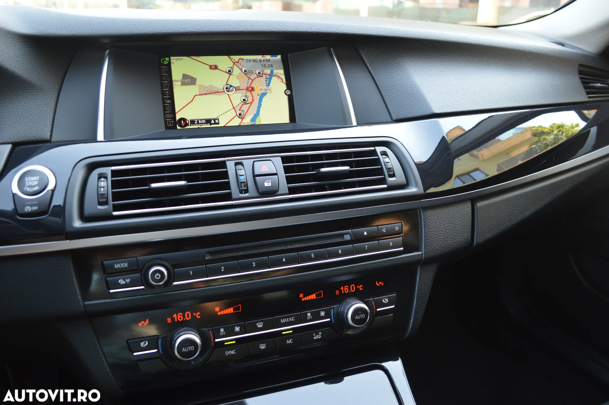 BMW Seria 5 520d Aut. Sport Line - 25