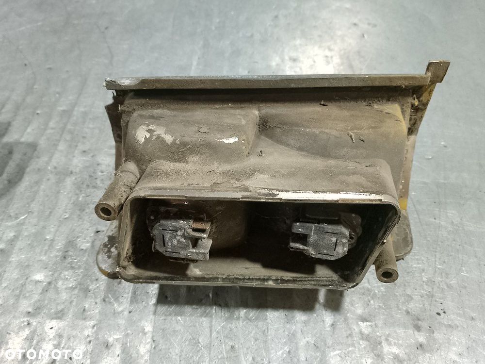 KIERUNKOWSKAZY PRZÓD KOMPLET FIAT 125P - 5