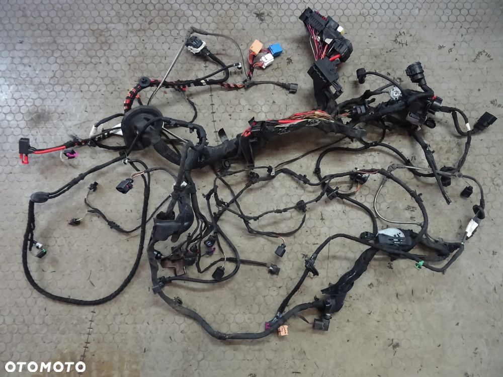 wiazka instalacja komory silnika 2.0 TSI DKZ Seat Leon III LIFT czesci