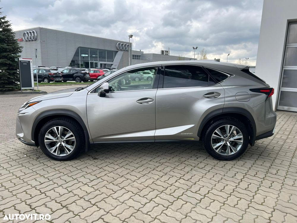 Lexus Seria NX 300h AWD Luxury - 6
