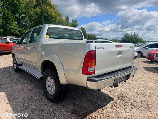 Toyota Hilux 4x4 Double Cab DPF Comfort - 2