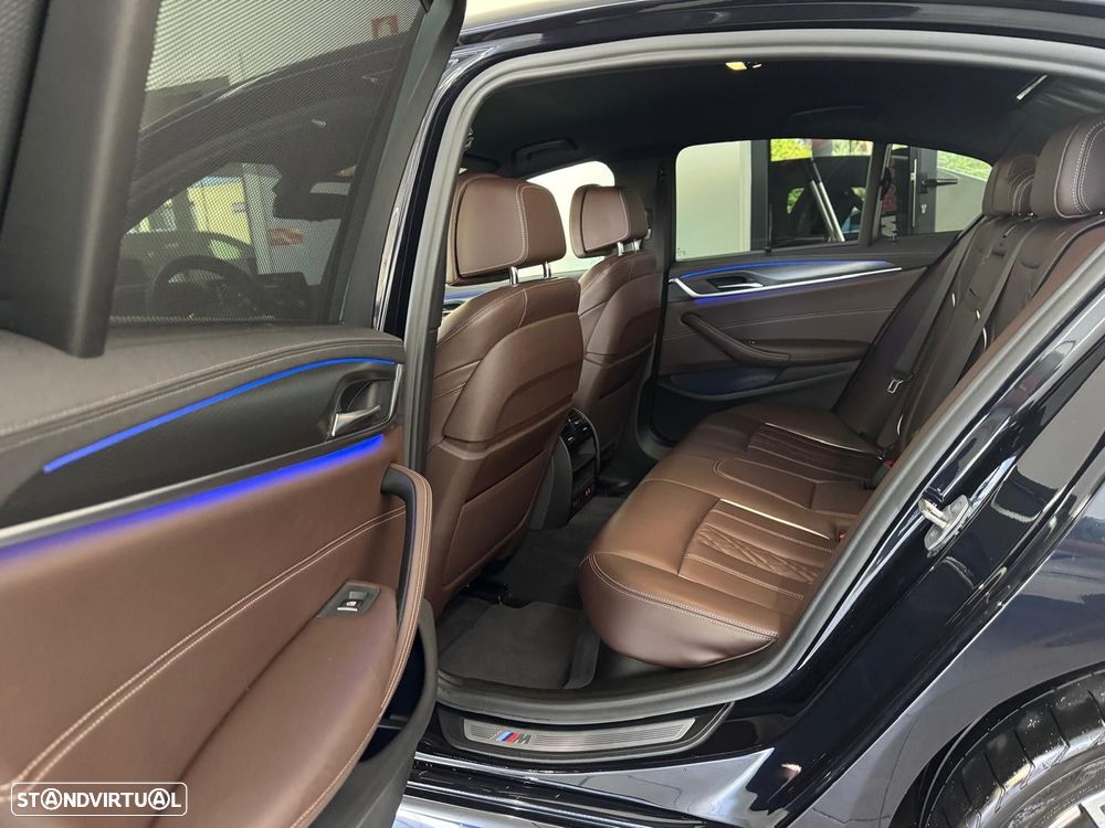 BMW 520 d Pack M Auto - 13