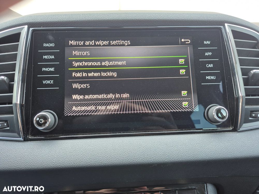 Skoda Karoq 1.5 TSI DSG Ambition - 23