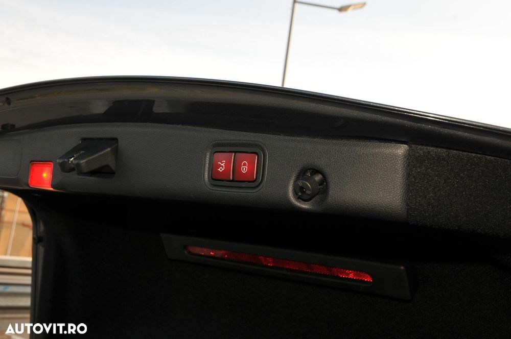 Mercedes-Benz E 350 BlueTEC - 9