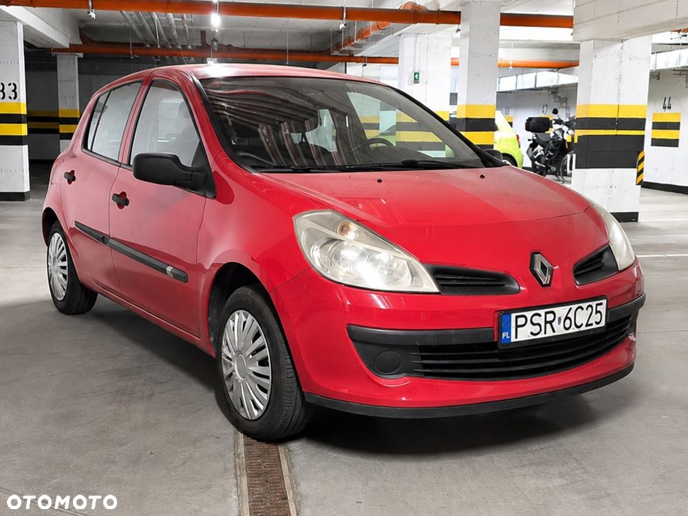 Renault Clio - 1