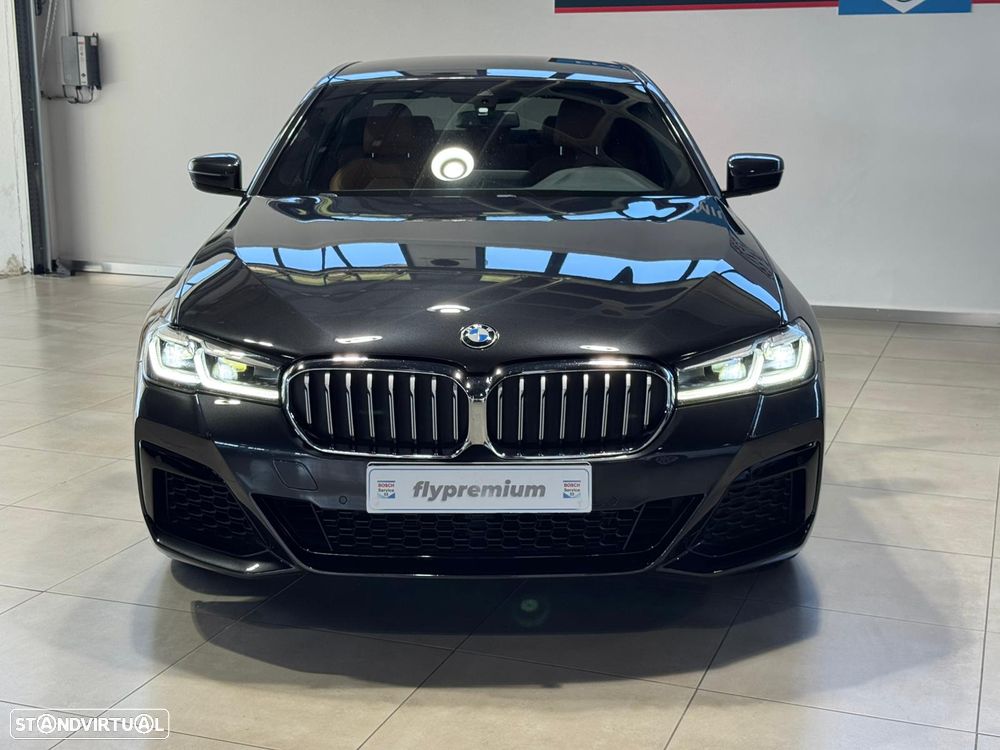 BMW 530 e Pack M - 3