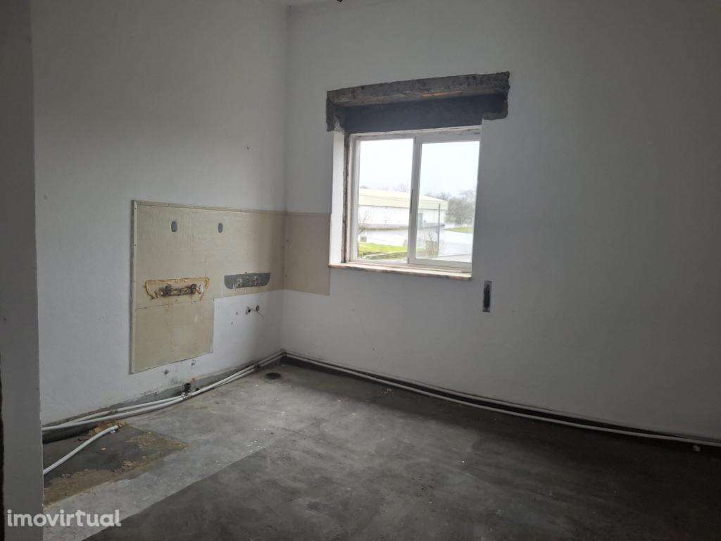 Grande Moradia em Pinzio - Grande imagem: 4/6