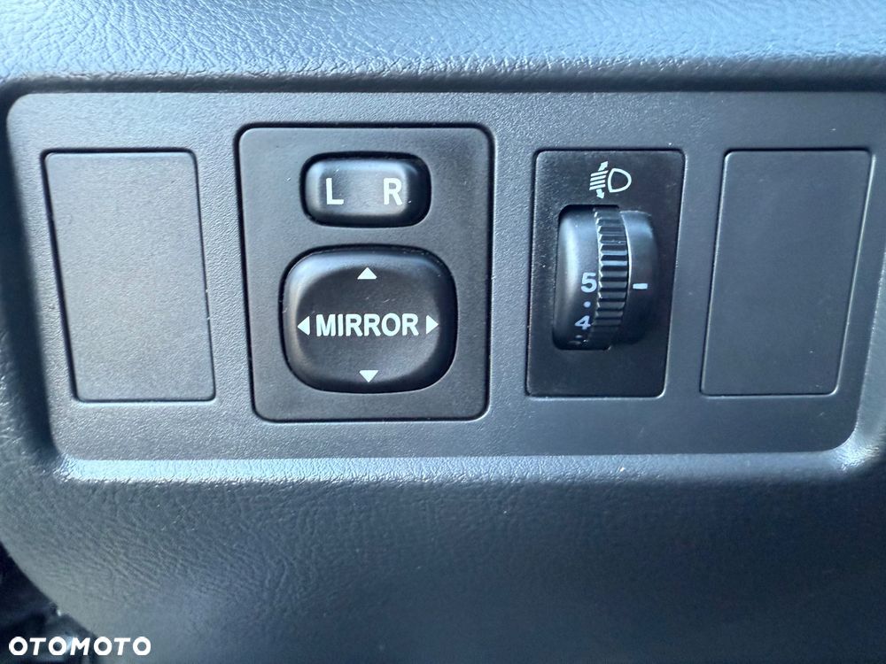 Toyota Corolla Verso 1.8 Sol + 7os - 9