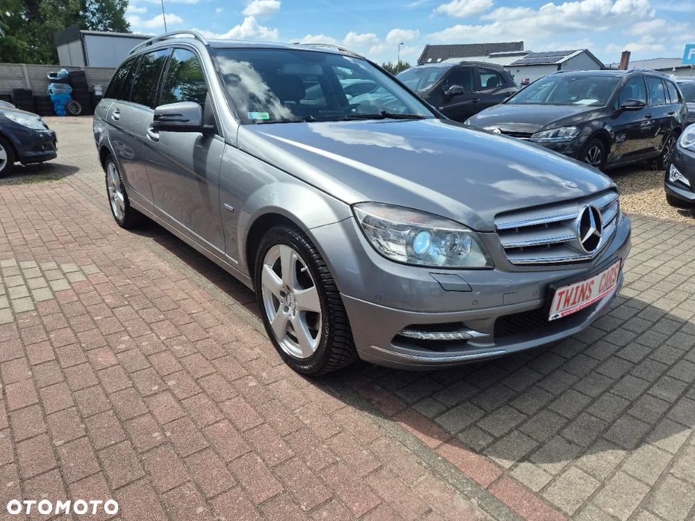 Mercedes-Benz Klasa C 200 (BlueEFFICIENCY) 7G-TRONIC Avantgarde - 3