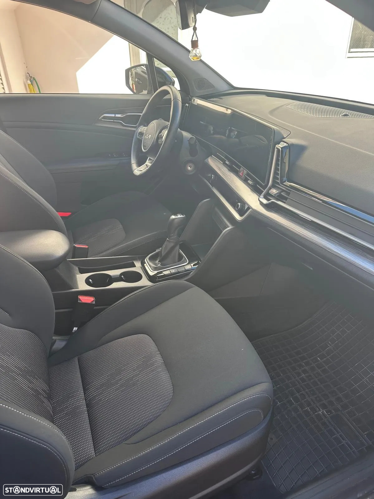 Kia Sportage 1.6 T-GDI Drive - 10