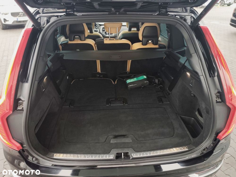 Volvo XC 90 - 37