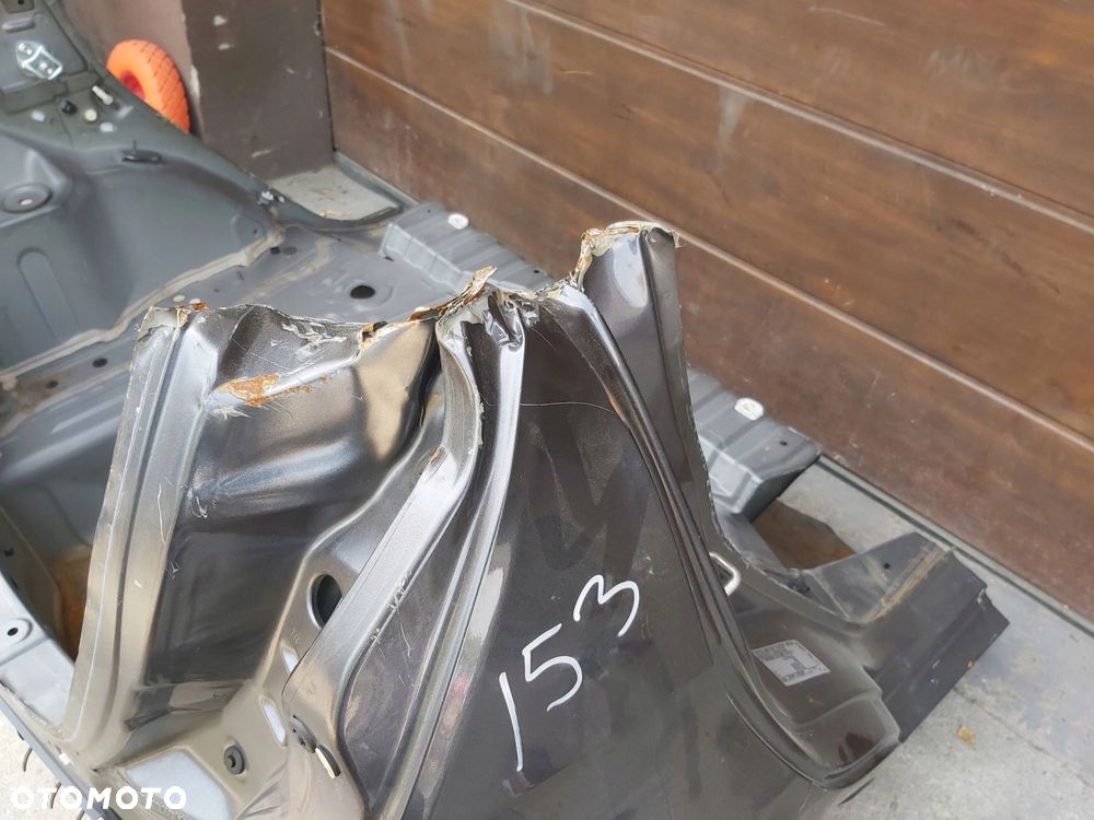 Toyota AYGO II pas tylny podłoga błotnik tył lewy - 6