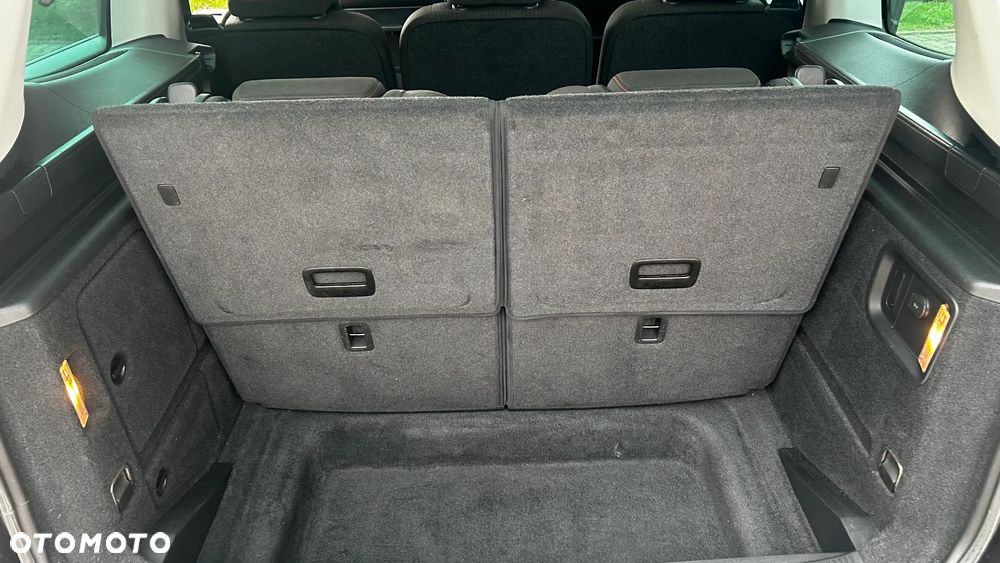 Volkswagen Sharan - 20