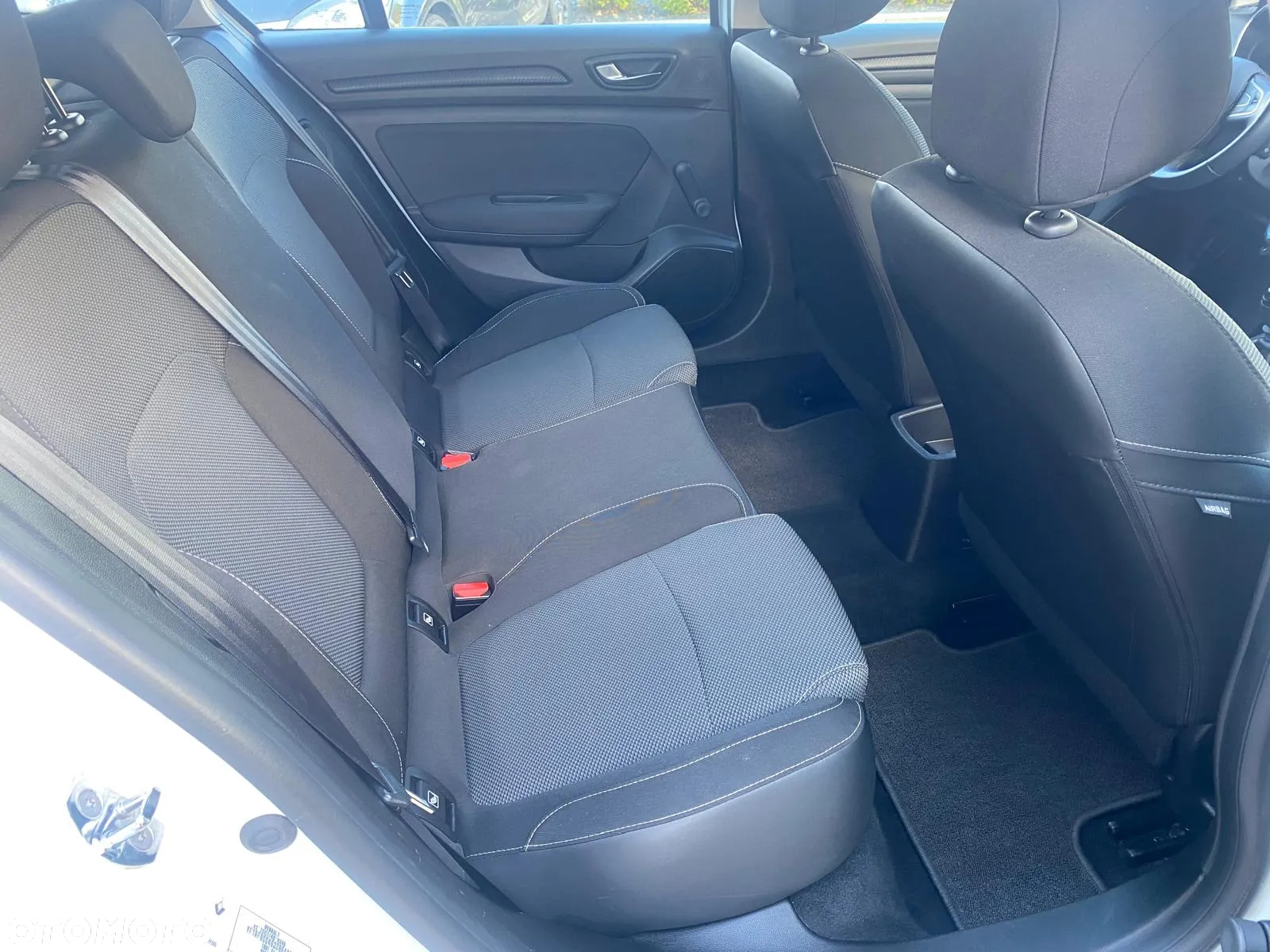 Renault Megane ENERGY TCe 115 LIMITED - 26