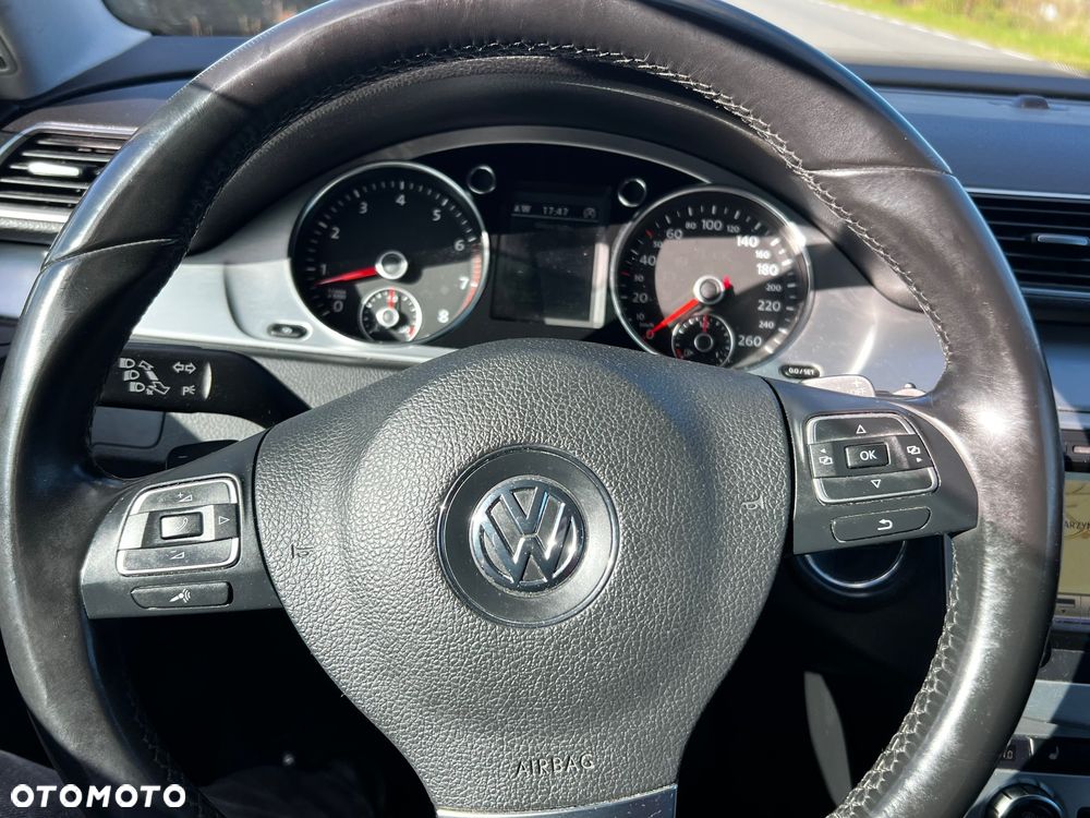 Volkswagen Passat 1.4 TSI BMT Comfortline DSG - 6
