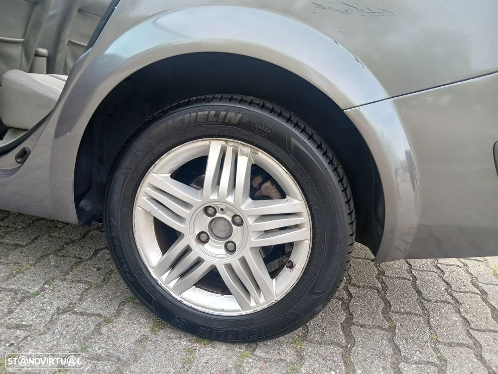 Renault Mégane Break 1.9 dCi C Dynamique - 2