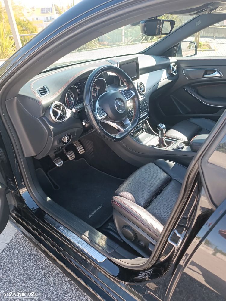 Mercedes-Benz CLA 180 d Shooting Brake AMG Line - 12