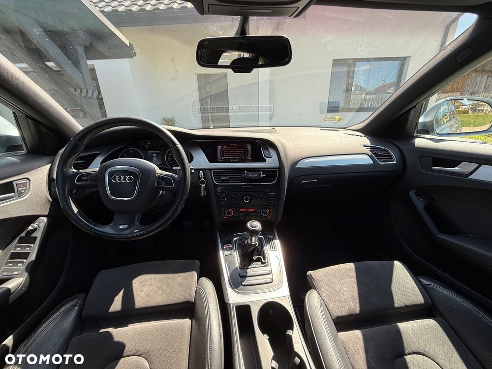 Audi A4 Avant 2.0 TDI DPF S line Sportpaket - 19
