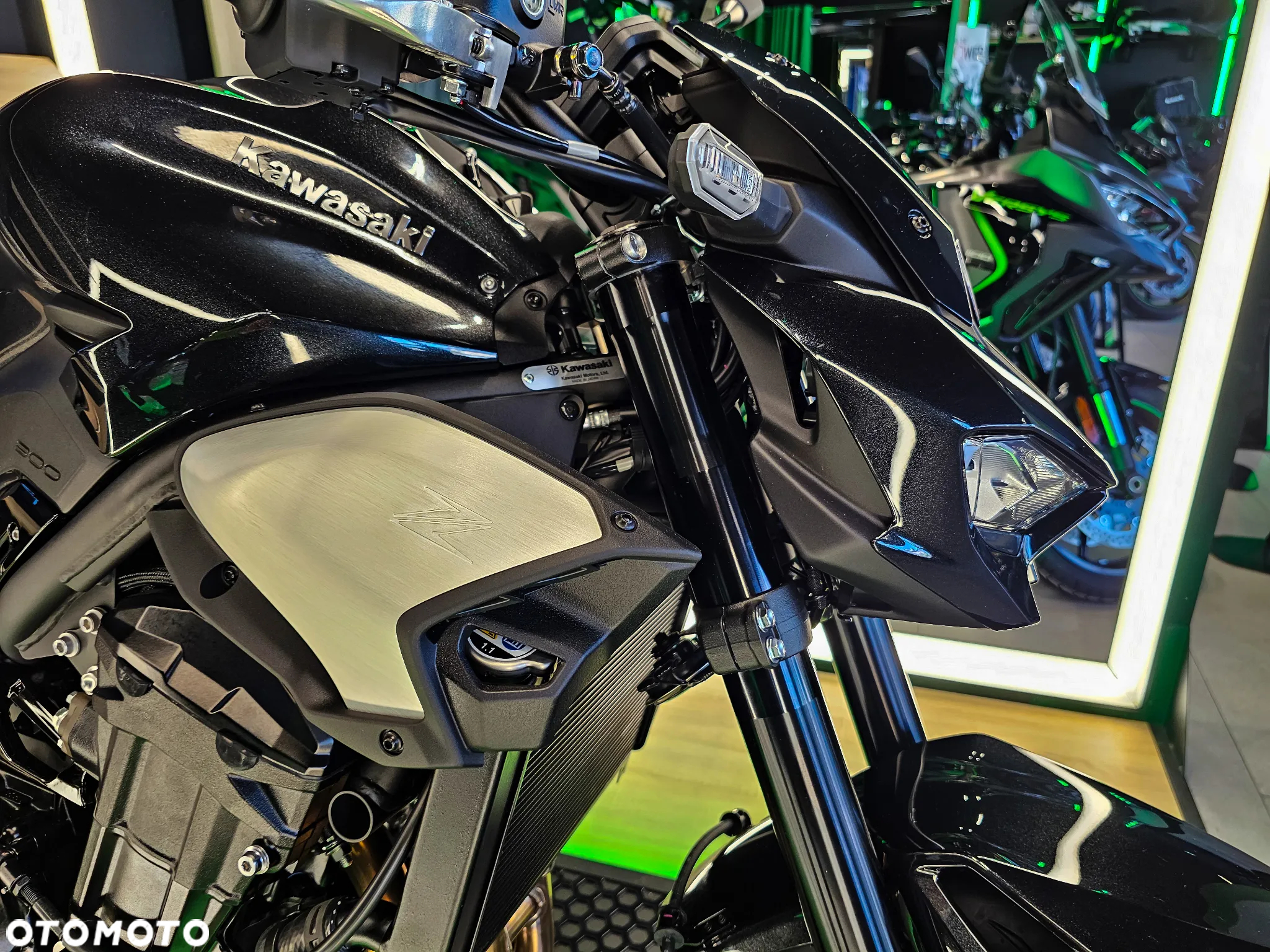Kawasaki Z 900 - 12