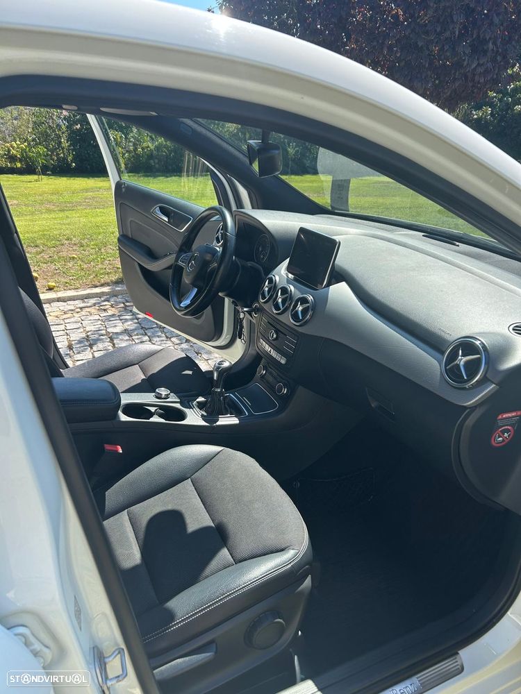 Mercedes-Benz B 180 CDi Urban - 9