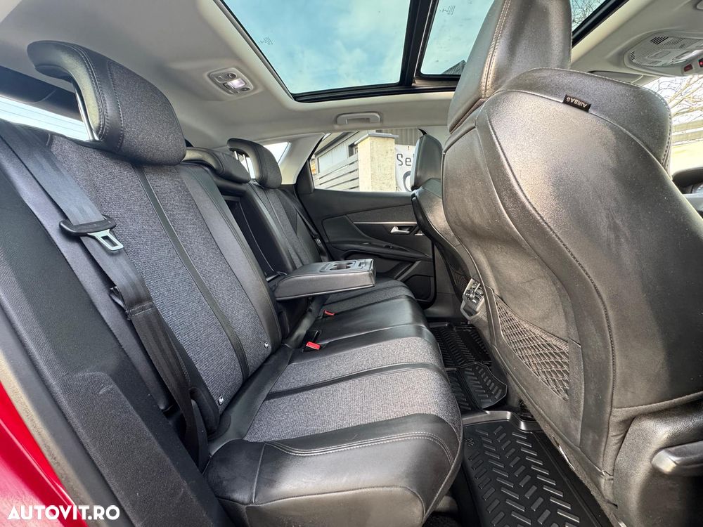 Peugeot 3008 PureTech 130 Stop & Start GPF EAT8 Allure Business-Paket - 31