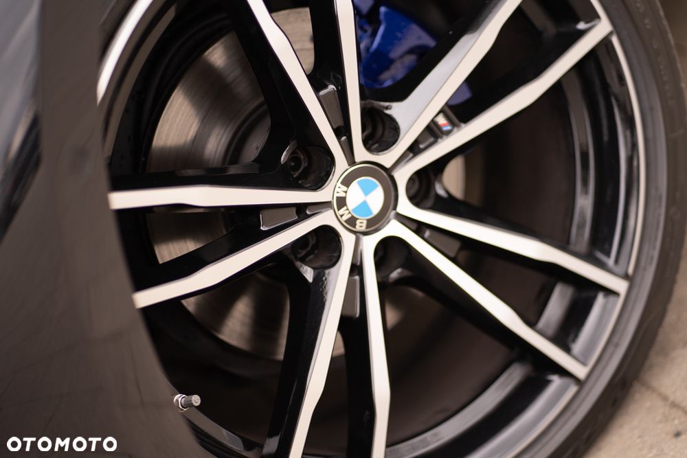 BMW Seria 3 320d xDrive M Sport Shadow sport - 34