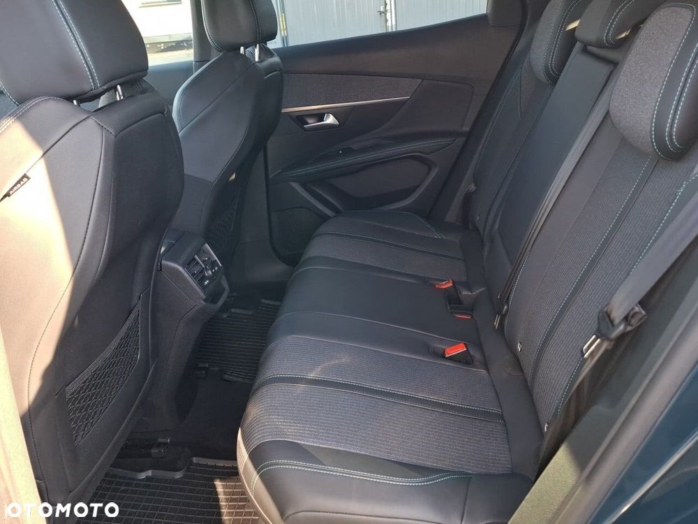 Peugeot 3008 1.2 PureTech Allure Pack S&S - 13