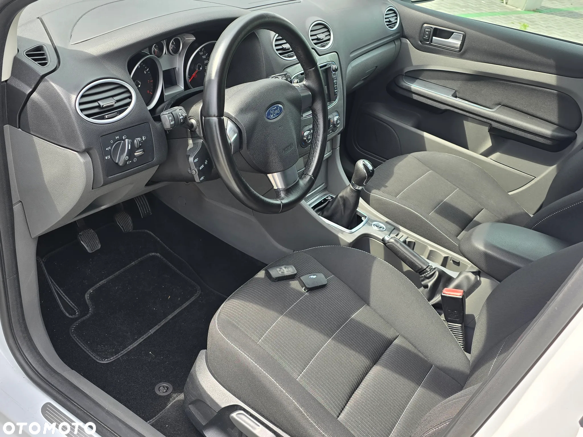 Ford Focus 1.8 FF Platinium X - 5