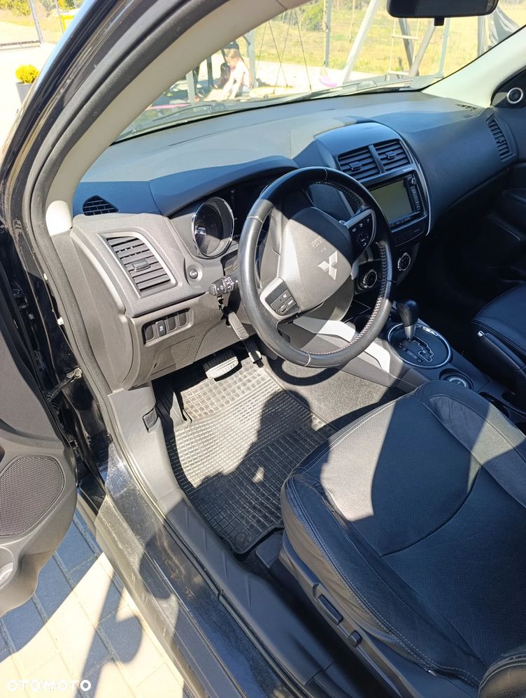 Mitsubishi ASX 2.2 DID Ralliart 4WD - 32