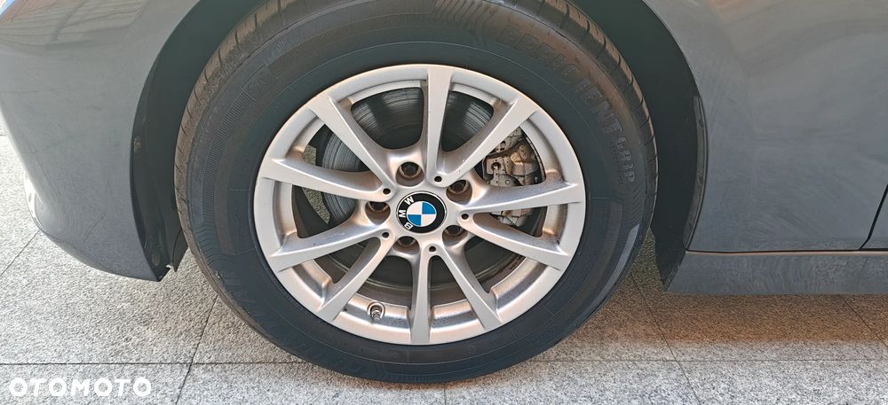 BMW Seria 3 316i Sport Line - 38