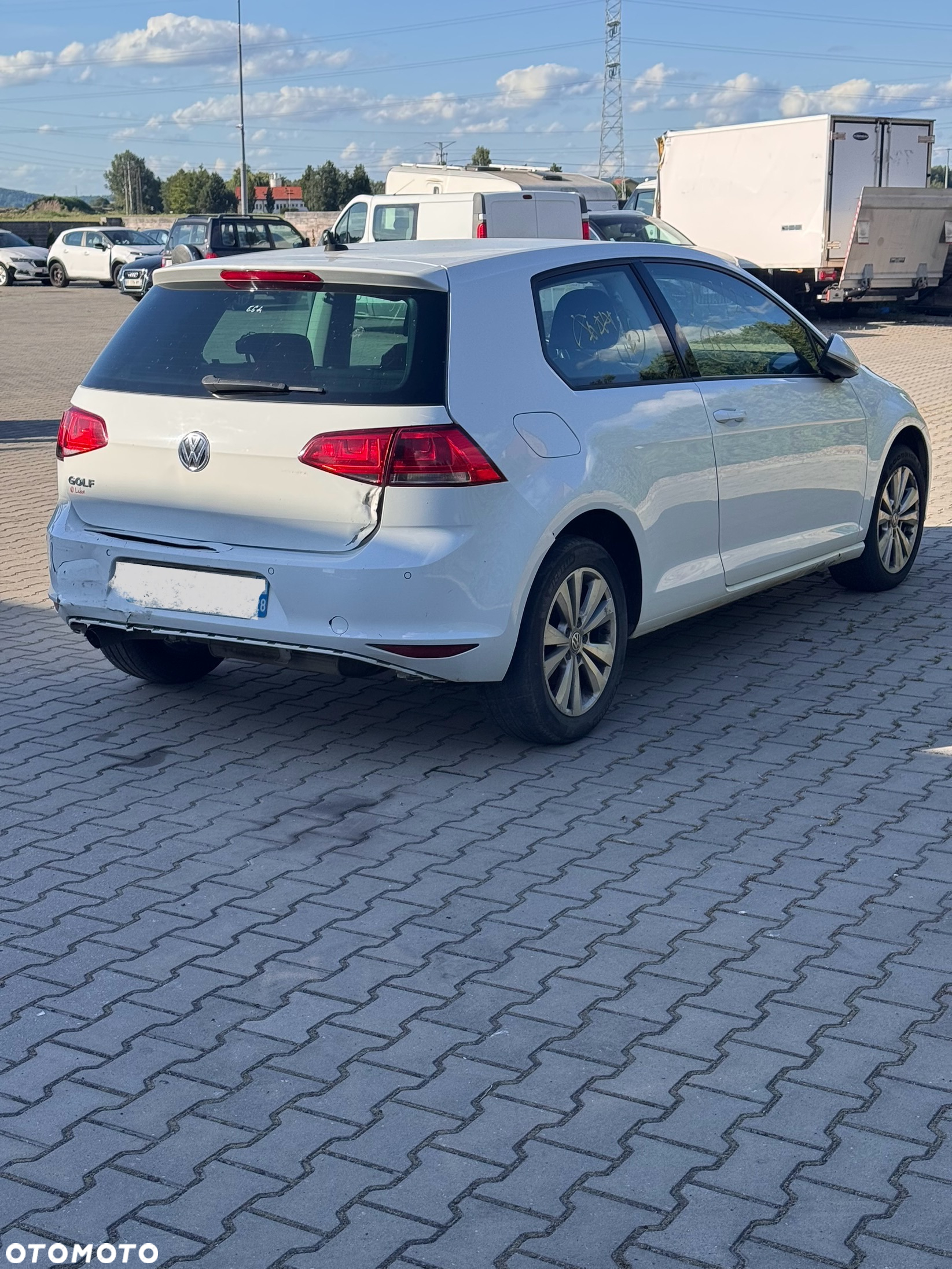 Volkswagen Golf 1.6 BlueTDI Comfortline - 8