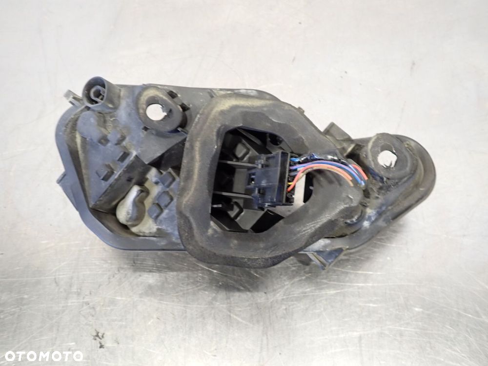 WKŁAD LAMPY PRAWY TYŁ OPEL CORSA D - 3