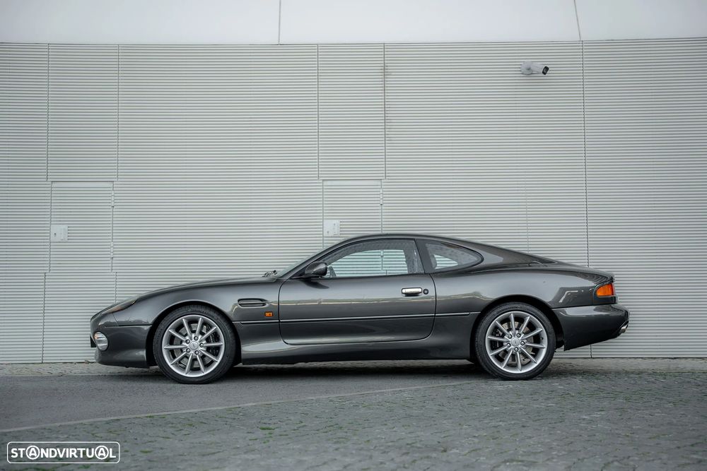 Aston Martin DB7 Vantage Coupé - 29