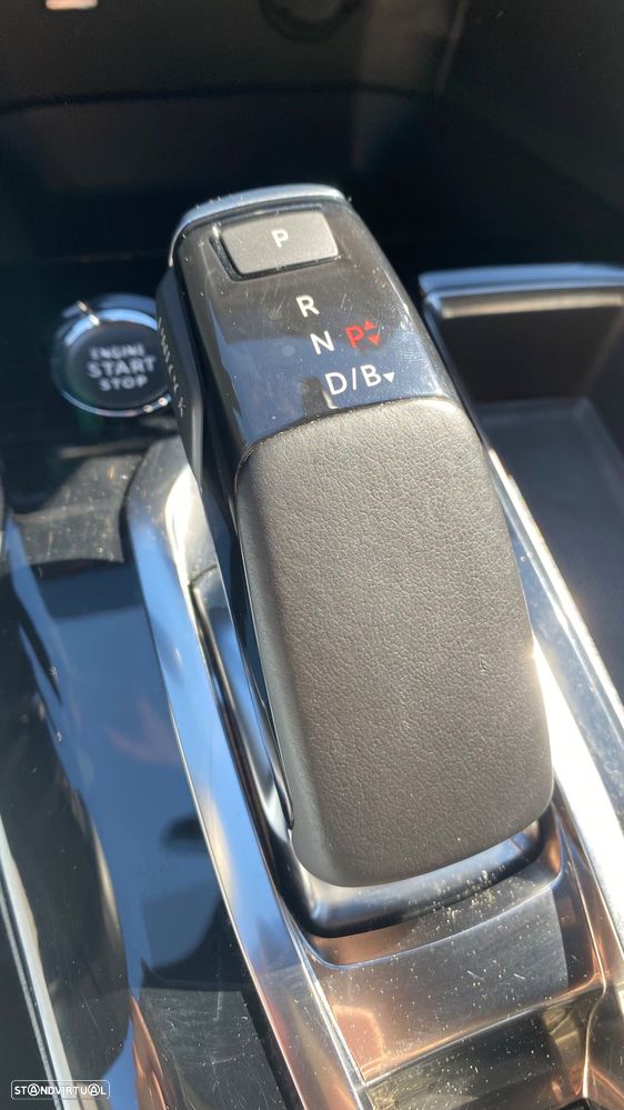 Peugeot 3008 1.6 Hybrid GT e-EAT8 - 53