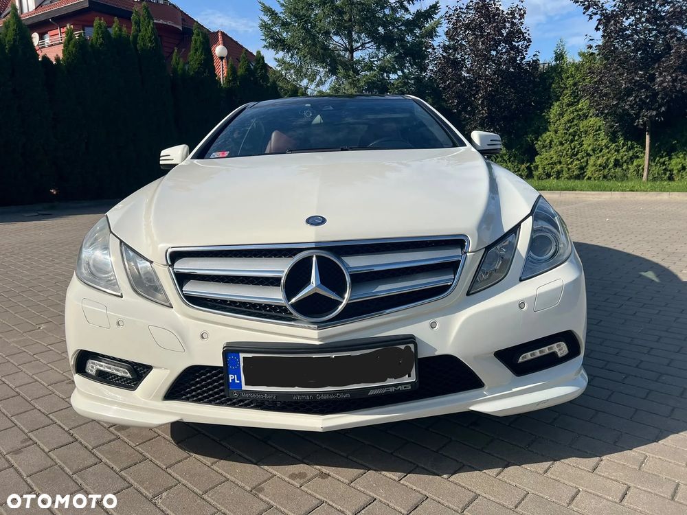 Mercedes-Benz Klasa E 200 CGI BlueEff - 5