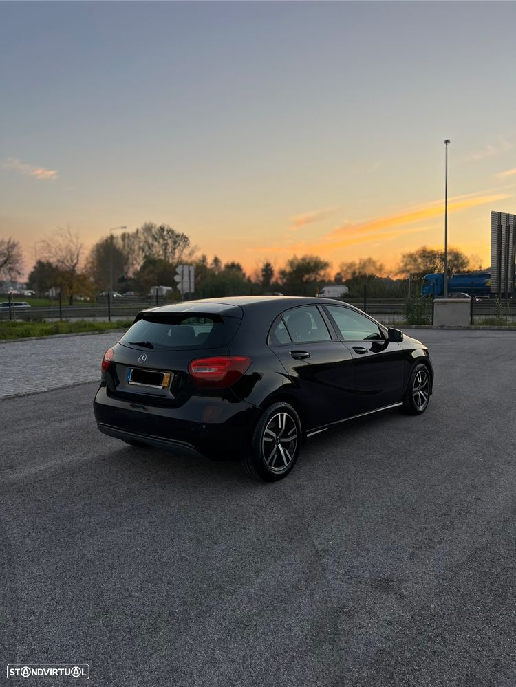 Mercedes-Benz A 180 d Urban - 4
