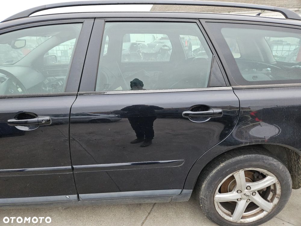 Drzwi lewe prawe przednie tylne Volvo V50 przedlift 2004r 452-46 - 4