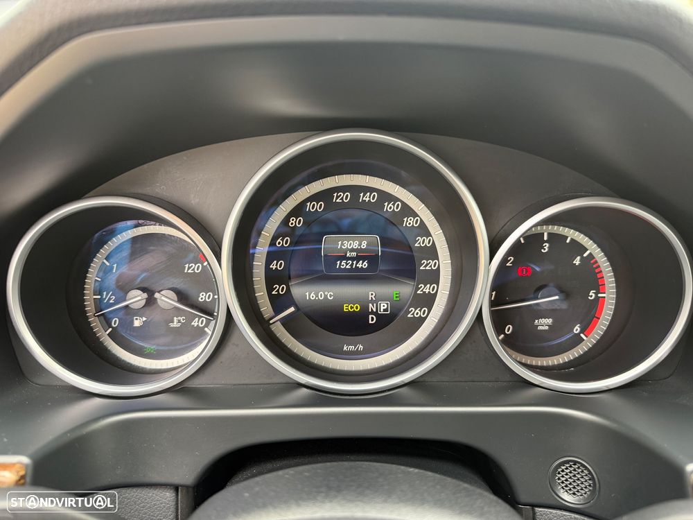 Mercedes-Benz E 220 CDi Executive Aut. - 31