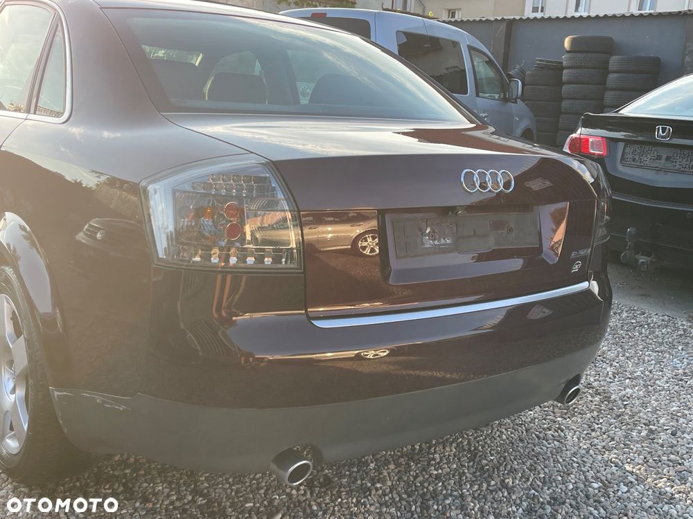Audi A4 Limousine 1.8T - 14