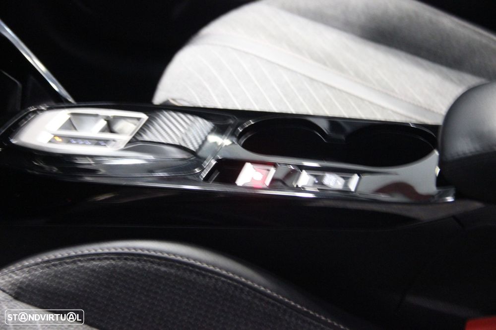 Peugeot e-208 50 kWh Active Pack - 10